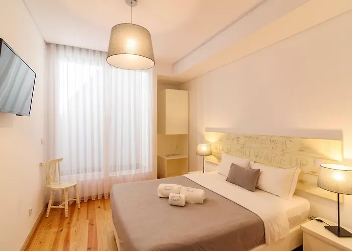 Lindo Vale Guest House OOporto